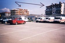 Prefabrik SSK Hastanesinin ok yaknndaki binalar yklmam, dimdik ayaktalar.